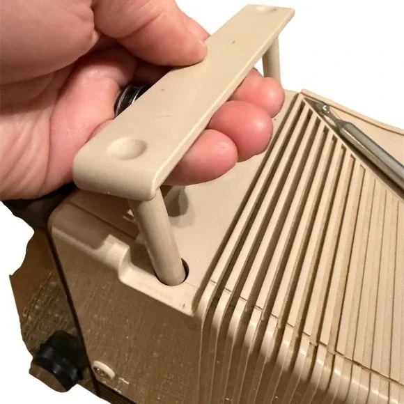 Panasonic Vtg Portable B&WCRT TV AM/FM Radio AC/DC Antenna works great TR-5111